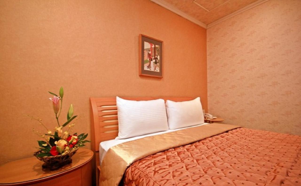 Red Cabin Inn Tajpej Kültér fotó